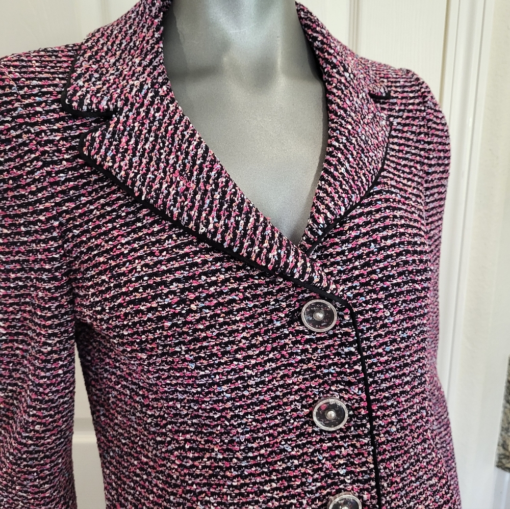 CC. Vtg. St. John Pink and Black Tweed Blazer - Size 6 - Picture 2 of 7